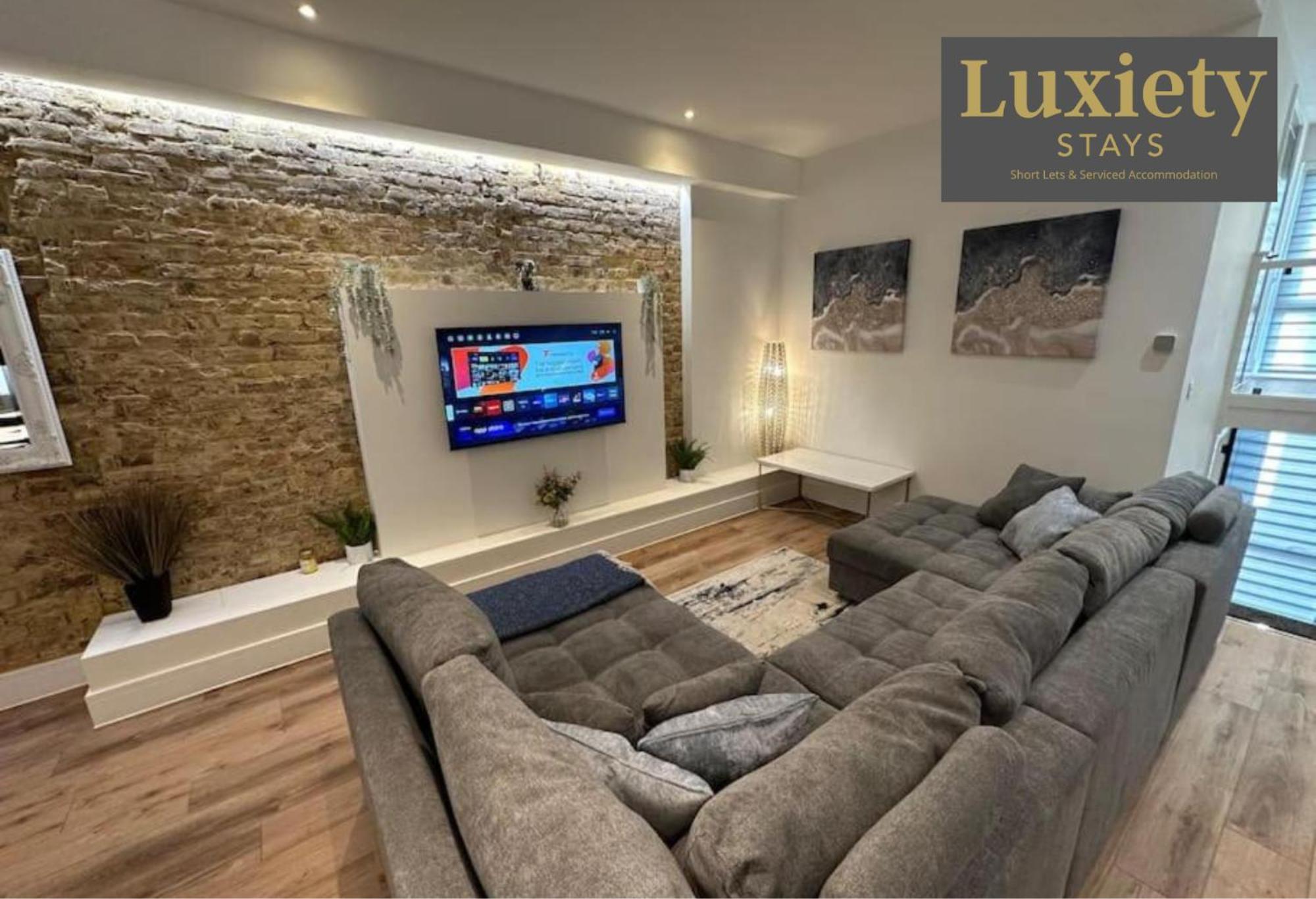Appartement Modern & Elegant 2br Nr Westcliff & Cliffs Pavillion By Luxiety Serviced *
